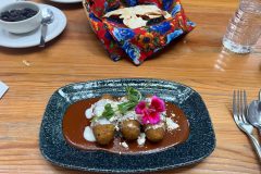 Oaxaca Las Quince Letras, Molotes de plátano